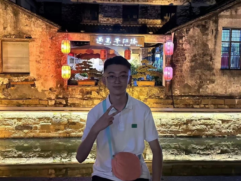 李四的第一张照片--连云港王婆说媒